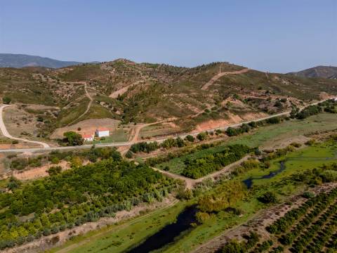 Moradia e Terrenos, Alferce, Monchique, silves,Algarve