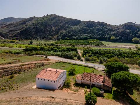Moradia e Terrenos, Alferce, Monchique, silves,Algarve