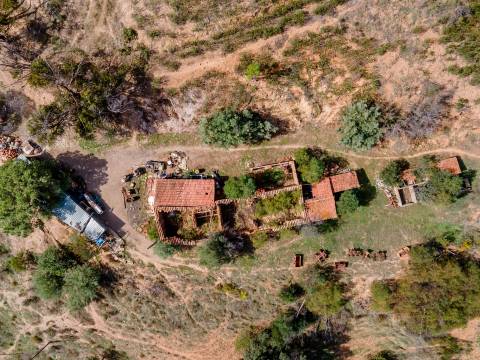 Moradia e Terrenos, Alferce, Monchique, silves,Algarve