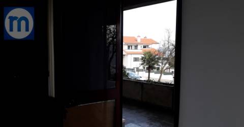 Loja  Arrendamento em Amarante (São Gonçalo), Madalena, Cepelos e Gatão,Amarante