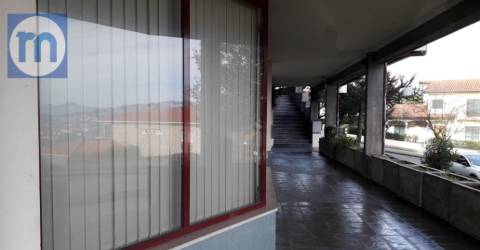 Loja  Arrendamento em Amarante (São Gonçalo), Madalena, Cepelos e Gatão,Amarante