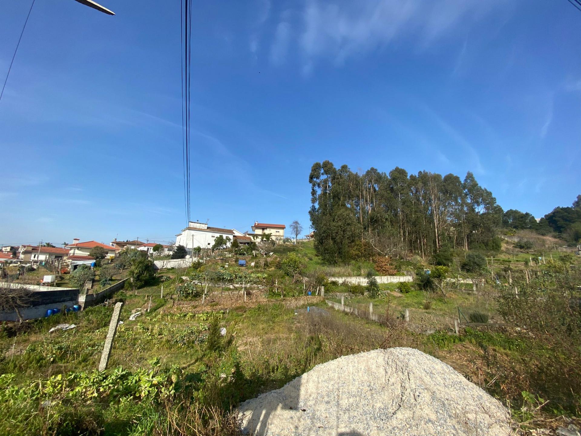 Terreno Para Construção  Venda em Bougado (São Martinho e Santiago),Trofa