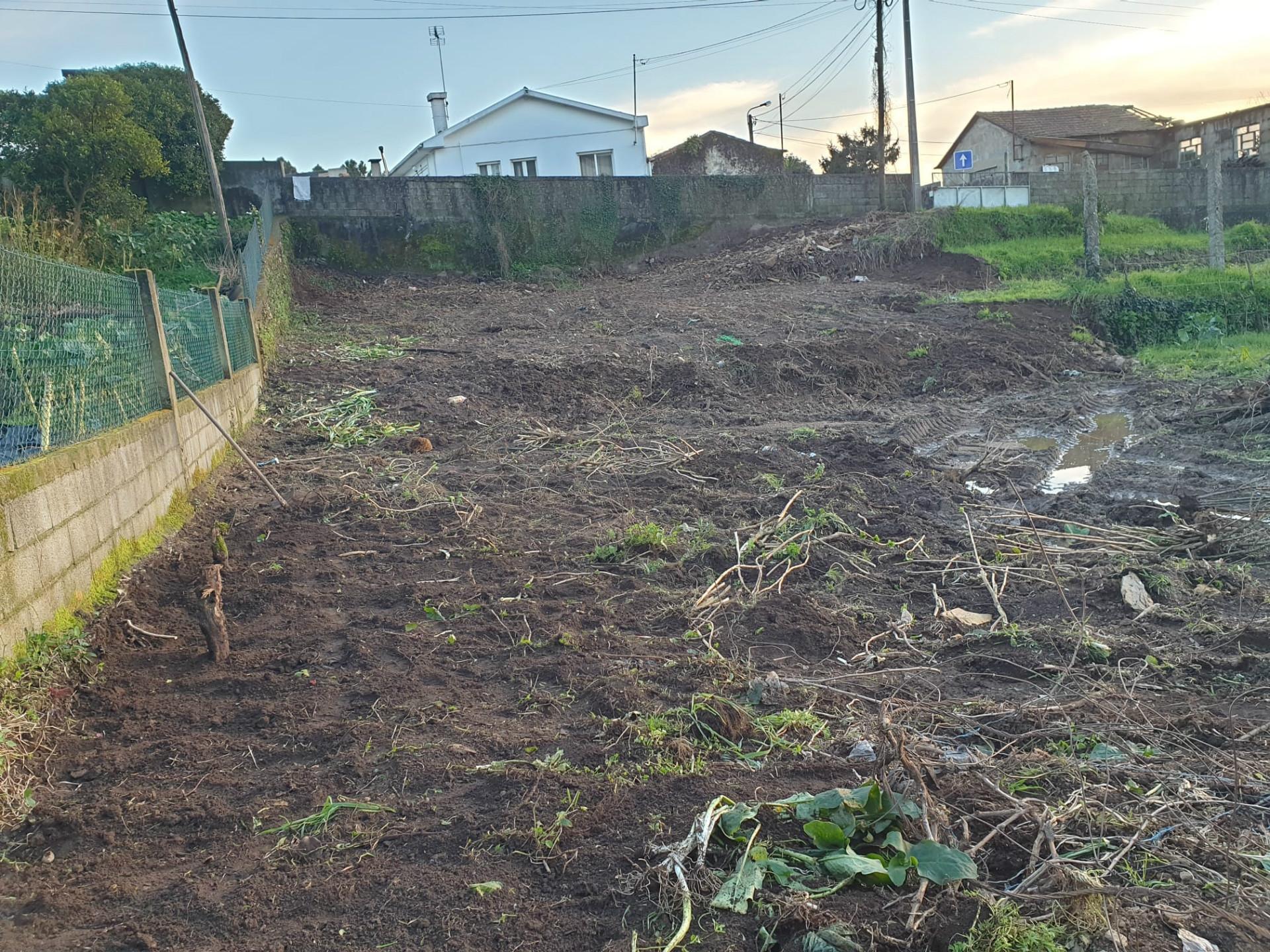 Terreno Para Construção  Venda em Bougado (São Martinho e Santiago),Trofa