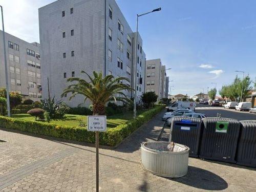 Apartamento T3 junto ao Continente de Avintes