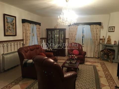 Moradia Isolada T5 Venda em Santos Evos,Viseu