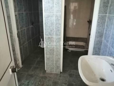 Armazém  Venda em Silgueiros,Viseu