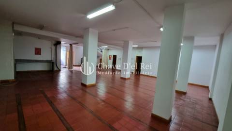 Loja  Venda em Repeses e São Salvador,Viseu