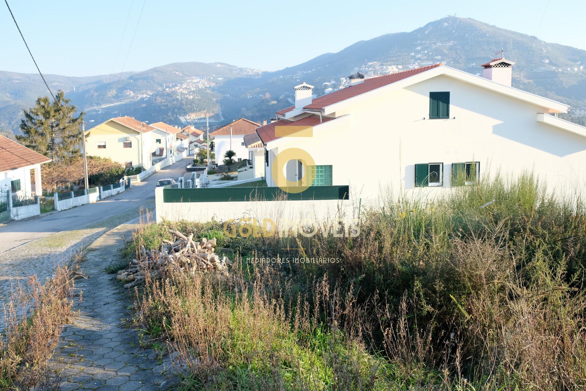 Lote de Terreno  Venda em Raiva, Pedorido e Paraíso,Castelo de Paiva