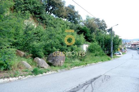 Lote de terreno em São Martinho de Sardoura, Castelo de Paiva