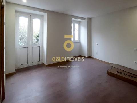 Moradia T4 Venda em Pinheiro da Bemposta, Travanca e Palmaz,Oliveira de Azeméis