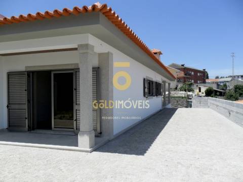 Moradia T3 Venda em Duas Igrejas,Paredes