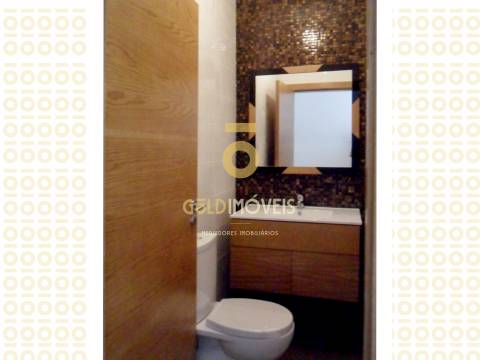 Moradia T3 Venda em Duas Igrejas,Paredes