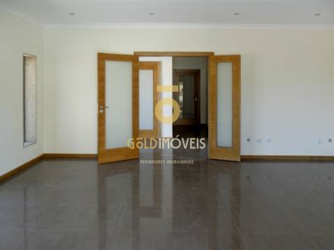 Moradia T3 Venda em Duas Igrejas,Paredes