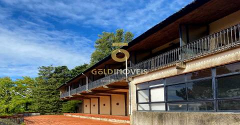 Quinta >=T10 Venda em Oliveira de Azeméis, Santiago de Riba-Ul, Ul, Macinhata da Seixa e Madail,Oliveira de Azeméis