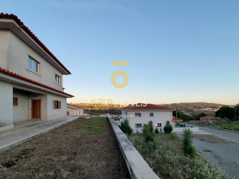 Terreno Para Construção  Venda em Figueiró (Santiago e Santa Cristina),Amarante