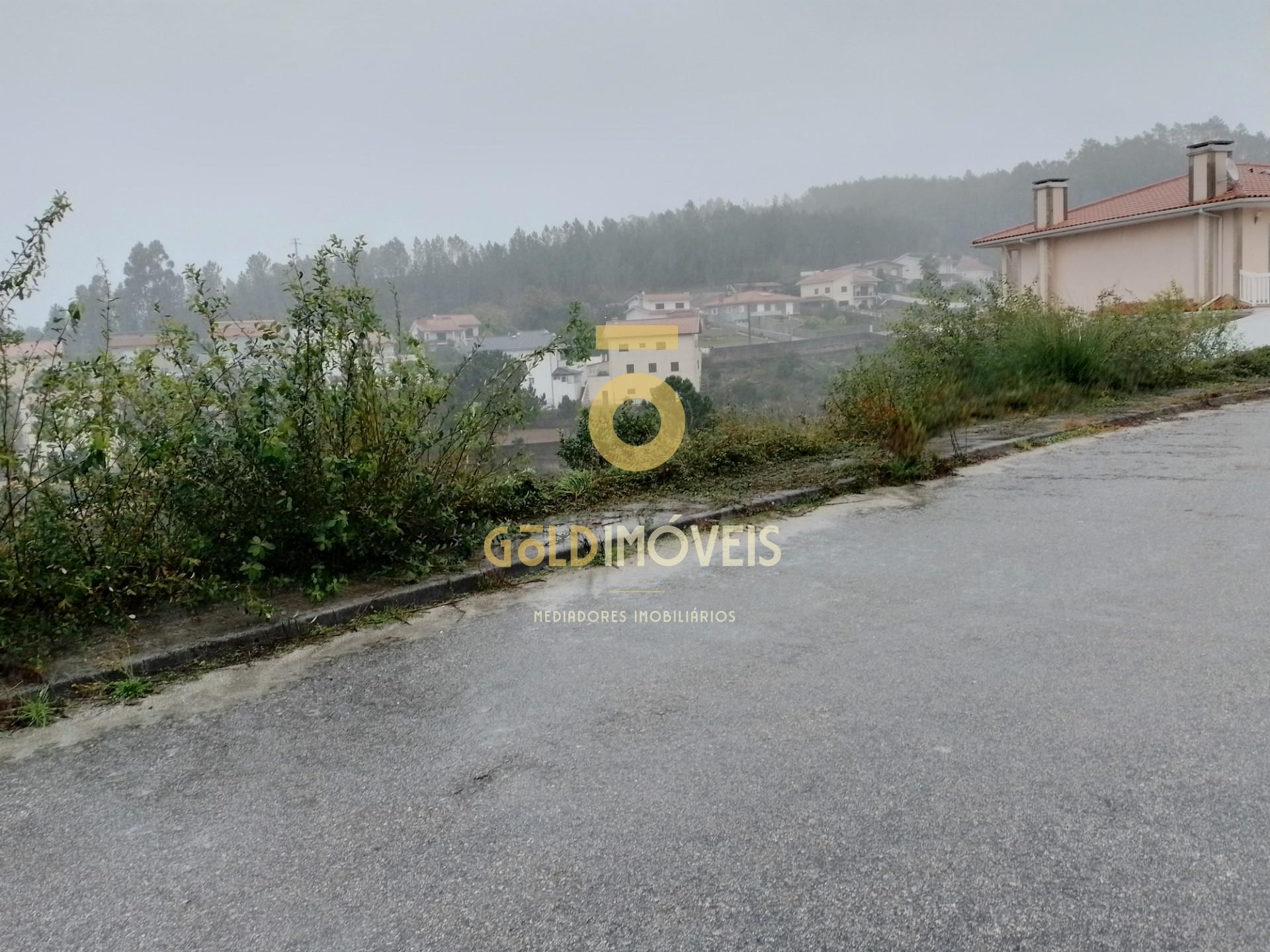 Lote de terreno para construção na Póvoa – Castelo de Paiva