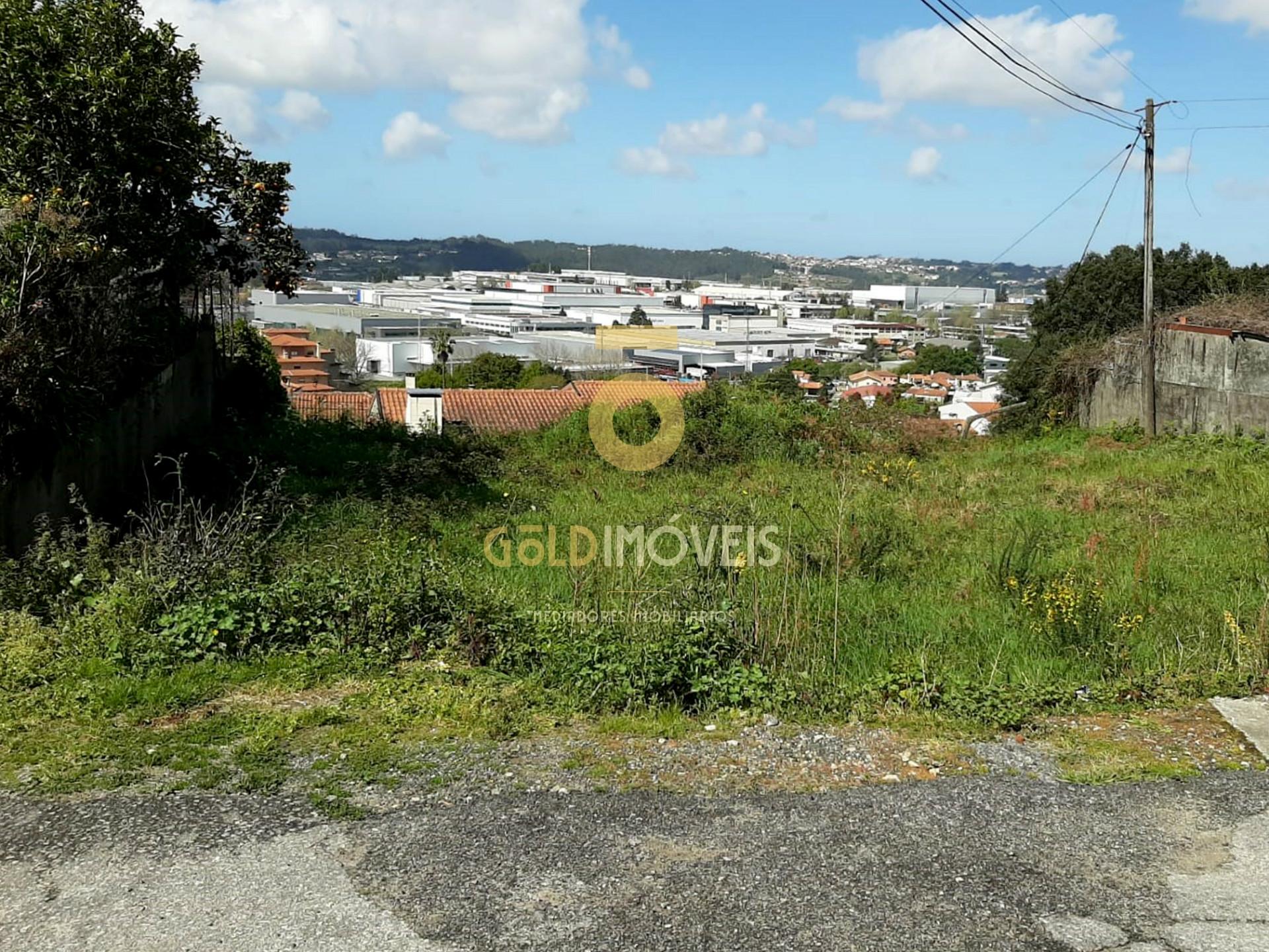 Terreno Urbano  Venda em Oliveira de Azeméis, Santiago de Riba-Ul, Ul, Macinhata da Seixa e Madail,Oliveira de Azeméis