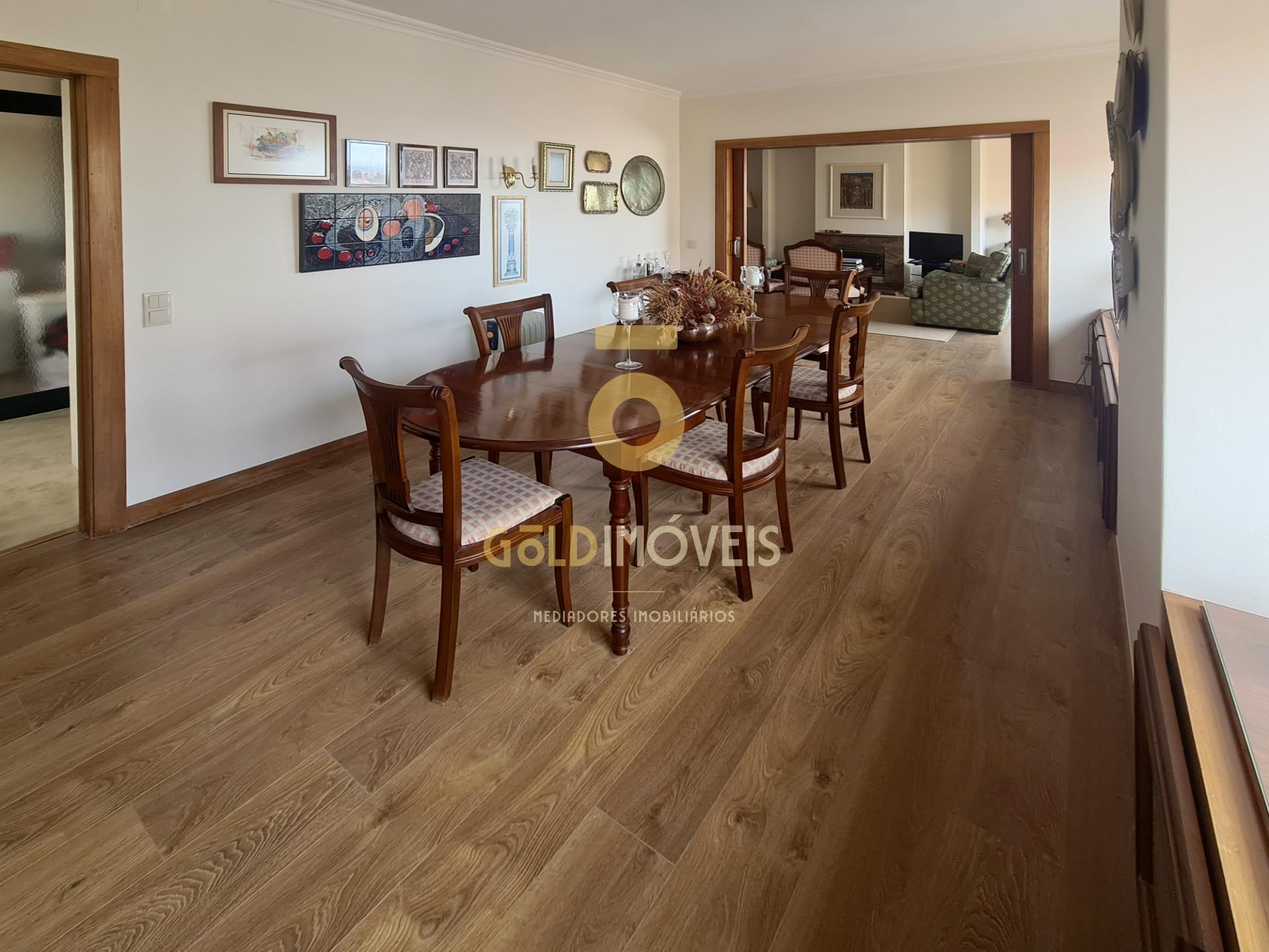 Apartamento T4 Venda em Santa Marinha e São Pedro da Afurada,Vila Nova de Gaia