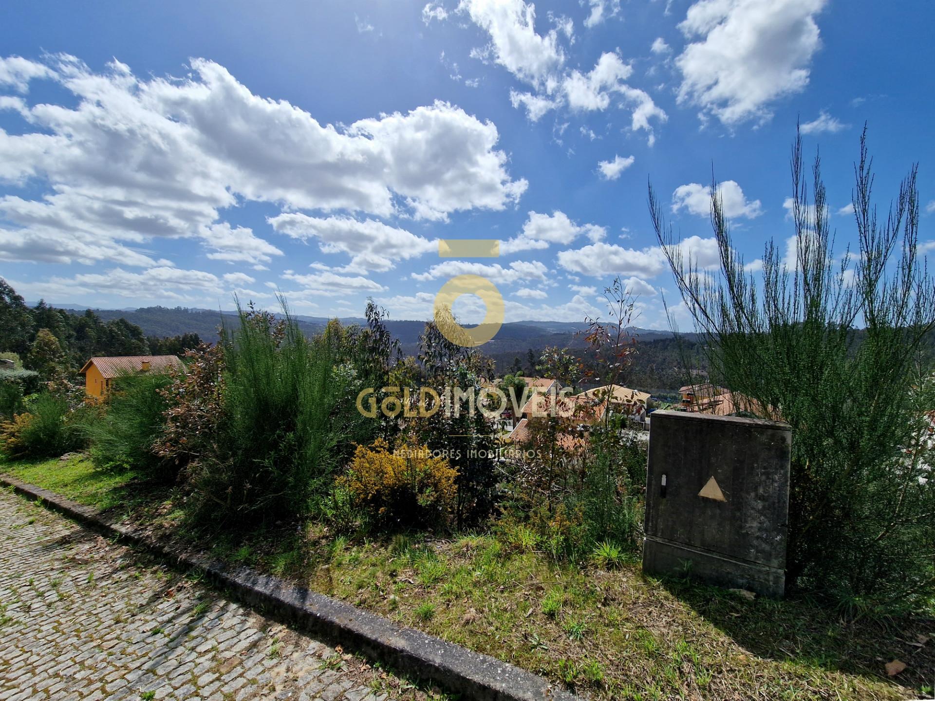 Lote de Terreno para construção em Canedo - Santa Maria da Feira