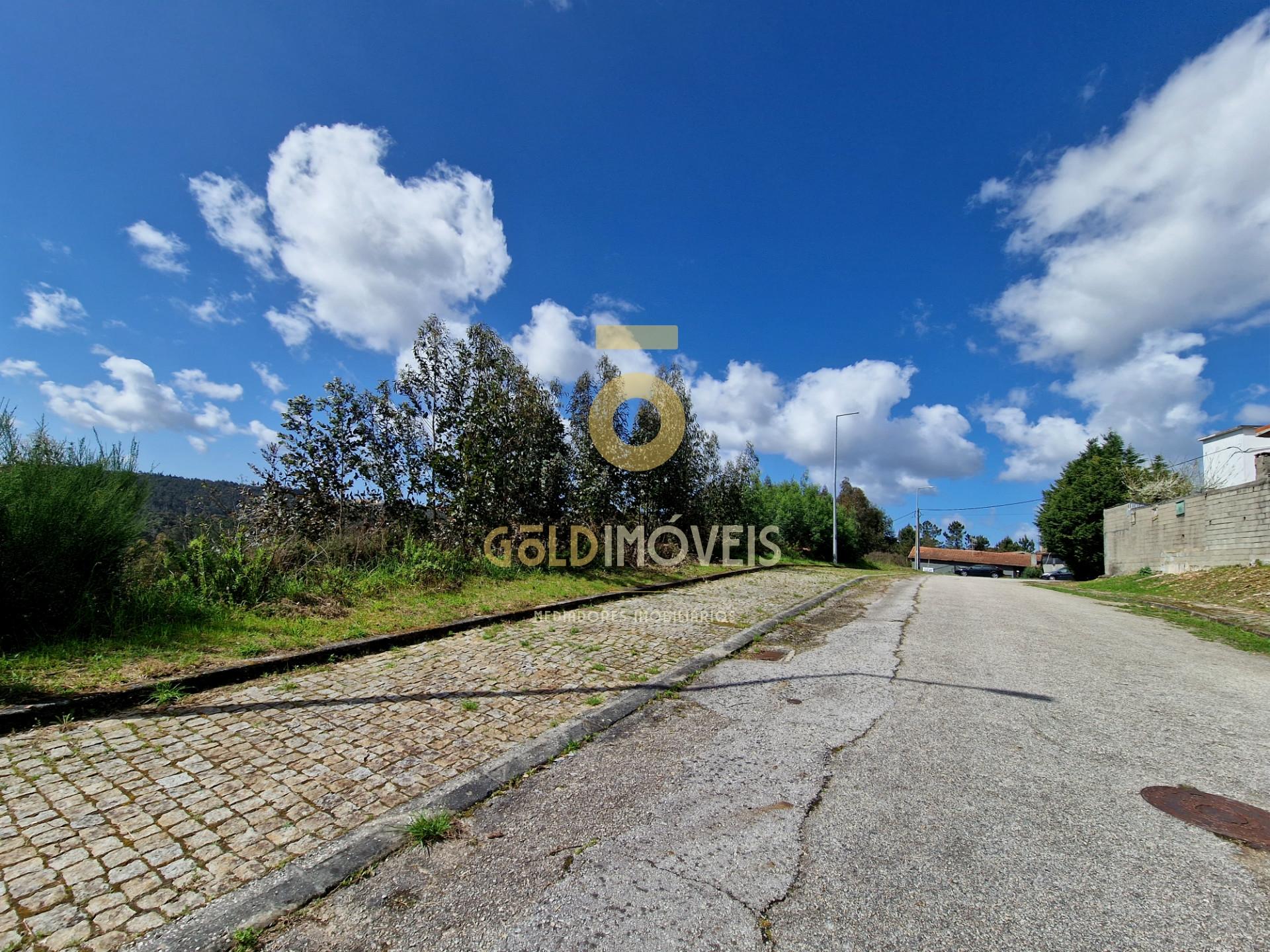 Lote de Terreno para construção em Canedo - Santa Maria da Feira