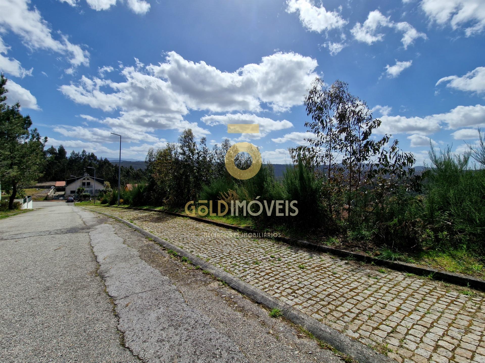 Lote de Terreno para construção em Canedo - Santa Maria da Feira