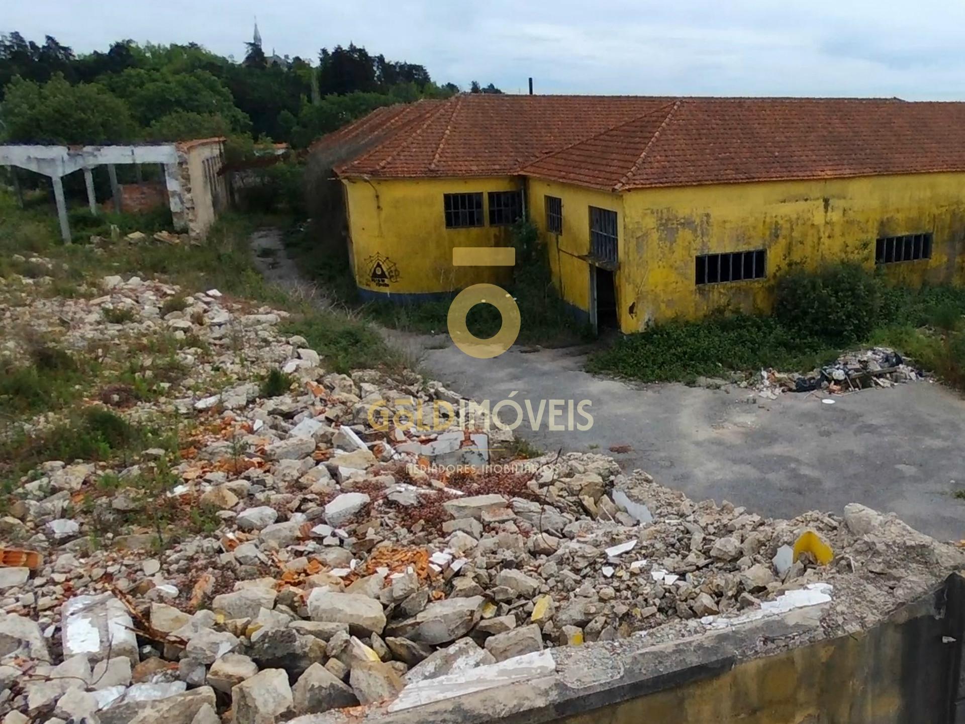 Terreno Para Construção  Venda em Oliveira de Azeméis, Santiago de Riba-Ul, Ul, Macinhata da Seixa e Madail,Oliveira de Azeméis