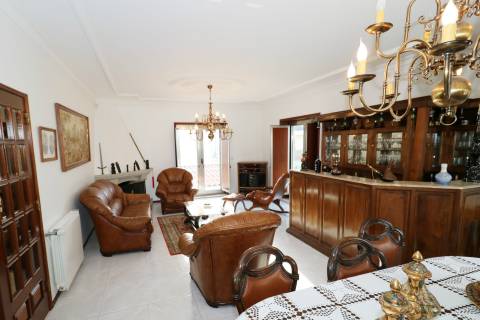 Moradia T5 Venda em Esqueiros, Nevogilde e Travassós,Vila Verde