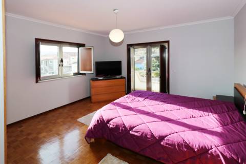 Moradia T5 Venda em Esqueiros, Nevogilde e Travassós,Vila Verde