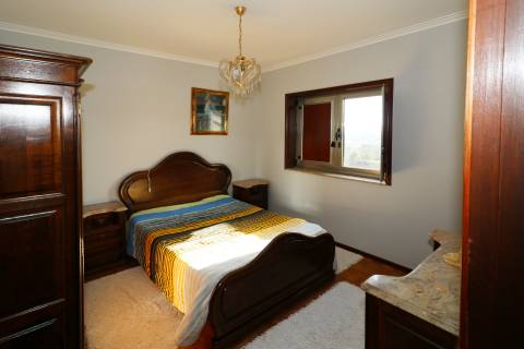 Moradia T5 Venda em Esqueiros, Nevogilde e Travassós,Vila Verde