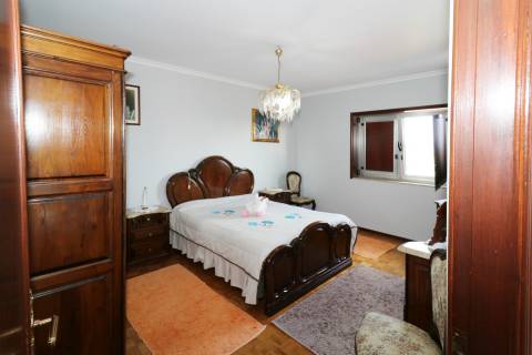 Moradia T5 Venda em Esqueiros, Nevogilde e Travassós,Vila Verde