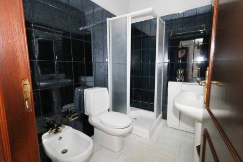 Moradia T5 Venda em Esqueiros, Nevogilde e Travassós,Vila Verde