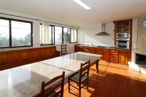 Moradia T5 Venda em Esqueiros, Nevogilde e Travassós,Vila Verde