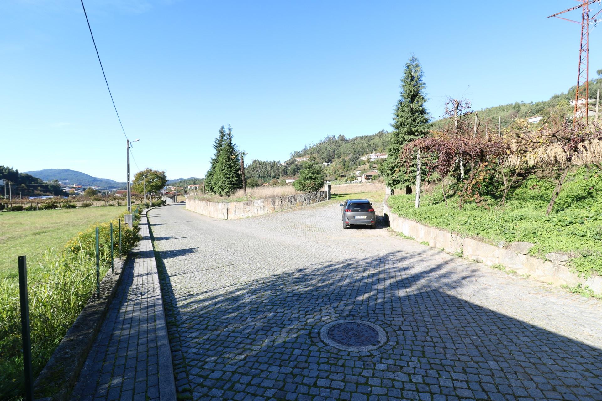 Terreno  Venda em Morreira e Trandeiras,Braga