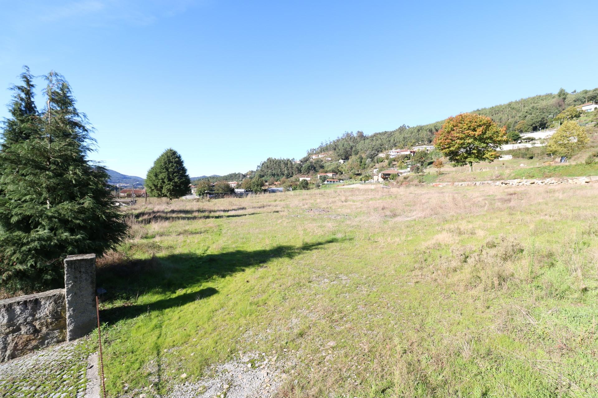 Terreno  Venda em Morreira e Trandeiras,Braga