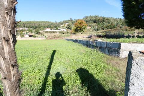 Terreno  Venda em Morreira e Trandeiras,Braga