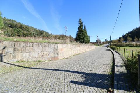 Terreno  Venda em Morreira e Trandeiras,Braga