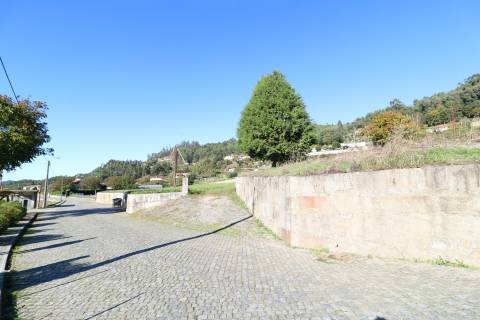 Terreno  Venda em Morreira e Trandeiras,Braga