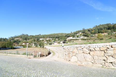 Terreno  Venda em Morreira e Trandeiras,Braga