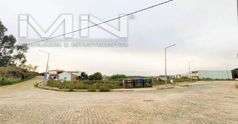 Lote de terreno c/ 595m2 para construção de moradia