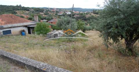 Moradia para Restaurar T3 Venda em Além da Ribeira e Pedreira,Tomar