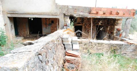 Moradia para Restaurar T3 Venda em Além da Ribeira e Pedreira,Tomar