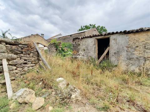 Moradia T3 Venda em Areias e Pias,Ferreira do Zêzere