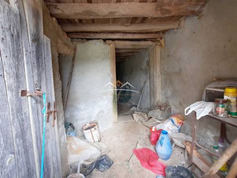 Moradia T3 Venda em Areias e Pias,Ferreira do Zêzere