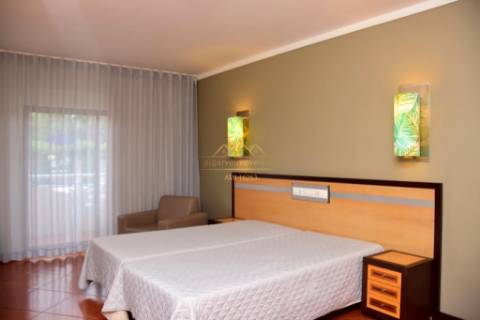 Apartamento em empreendimento turístico com todas as valências