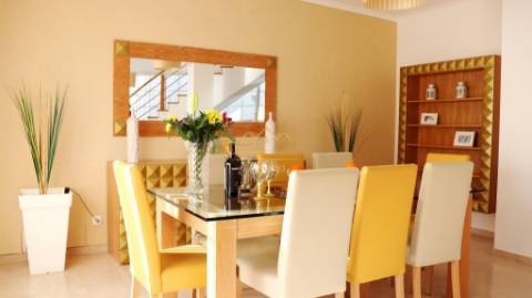 Villa V4 Girassol com piscina privada- Albufeira