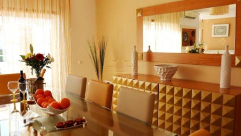 Villa V4 Girassol com piscina privada- Albufeira