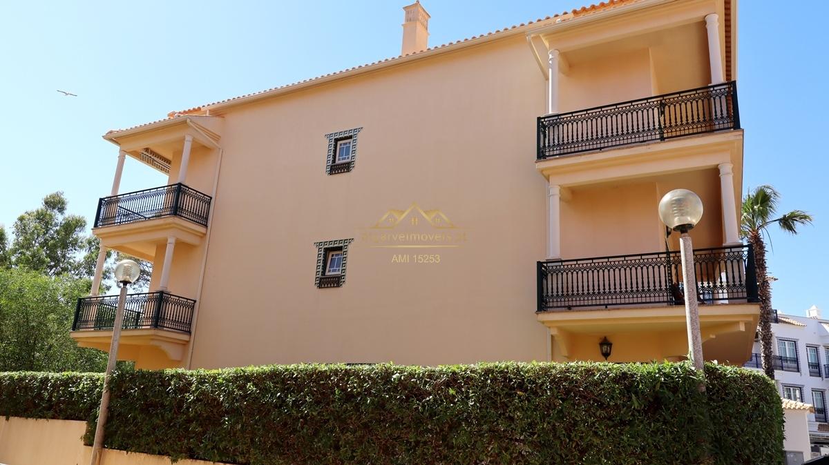 Apartamento T2 na Oura * Albufeira