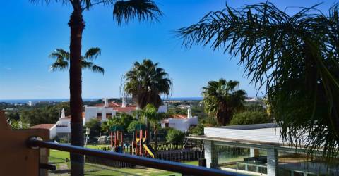 Apartamento T1 com Vista Mar