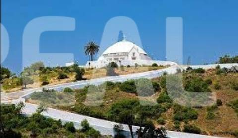 Terreno com ruína perto do centro de Loulé