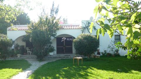 Moradia Isolada T4 Venda em Quarteira,Loulé